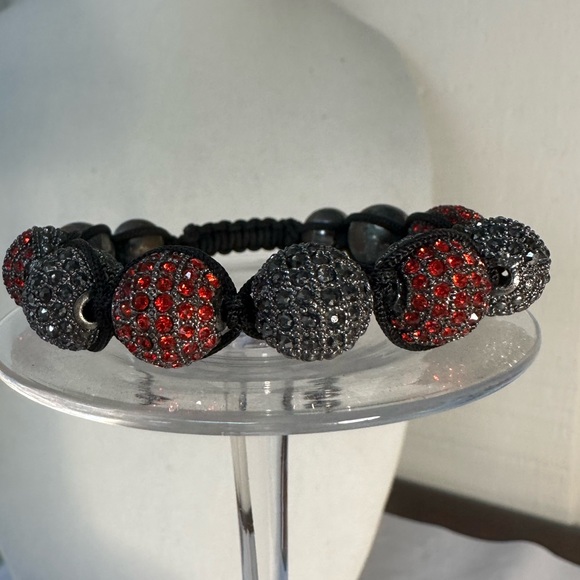 Three sparkly adjustable bracelets - Picture 6 of 7